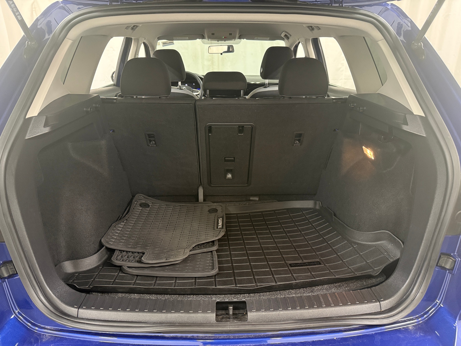 Thumbnail: 2022 Volkswagen Taos - 7