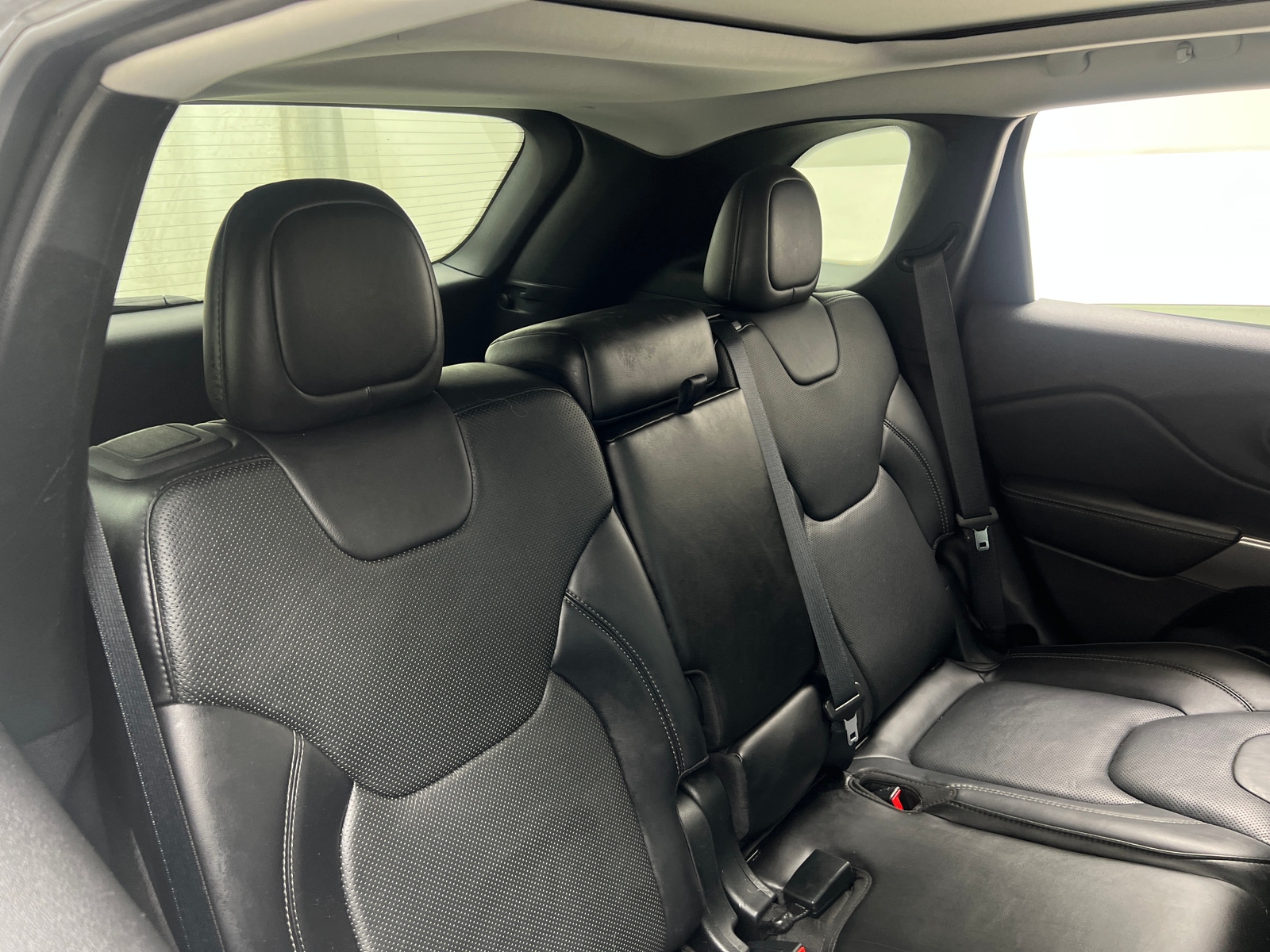 Thumbnail: 2021 Jeep Cherokee - 5