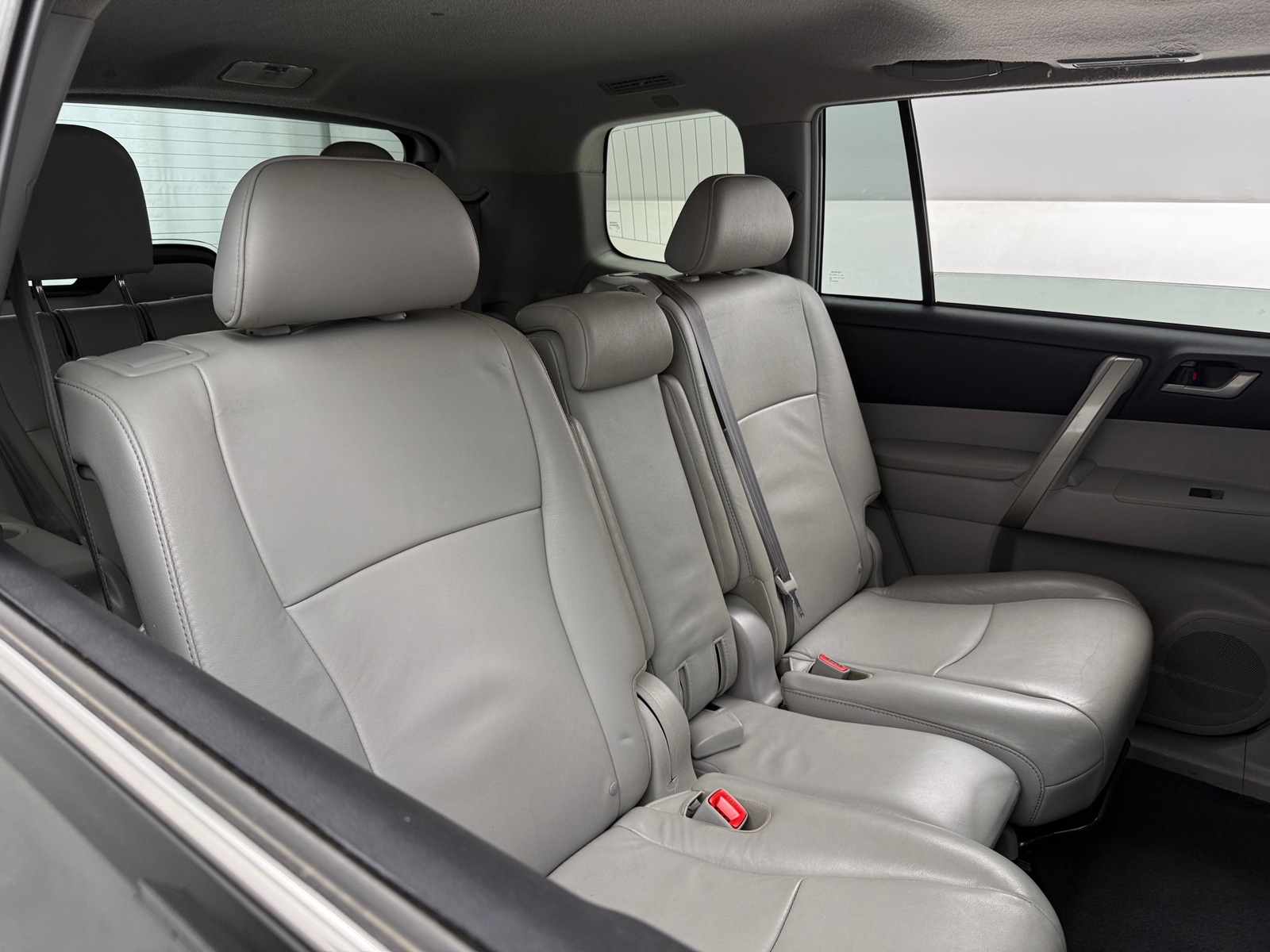 Thumbnail: 2013 Toyota Highlander - 5