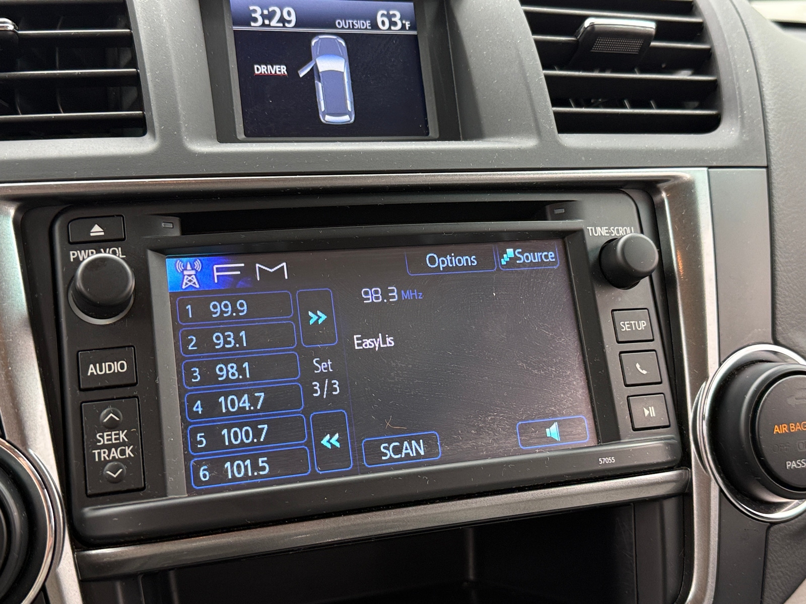 Thumbnail: 2013 Toyota Highlander - 3