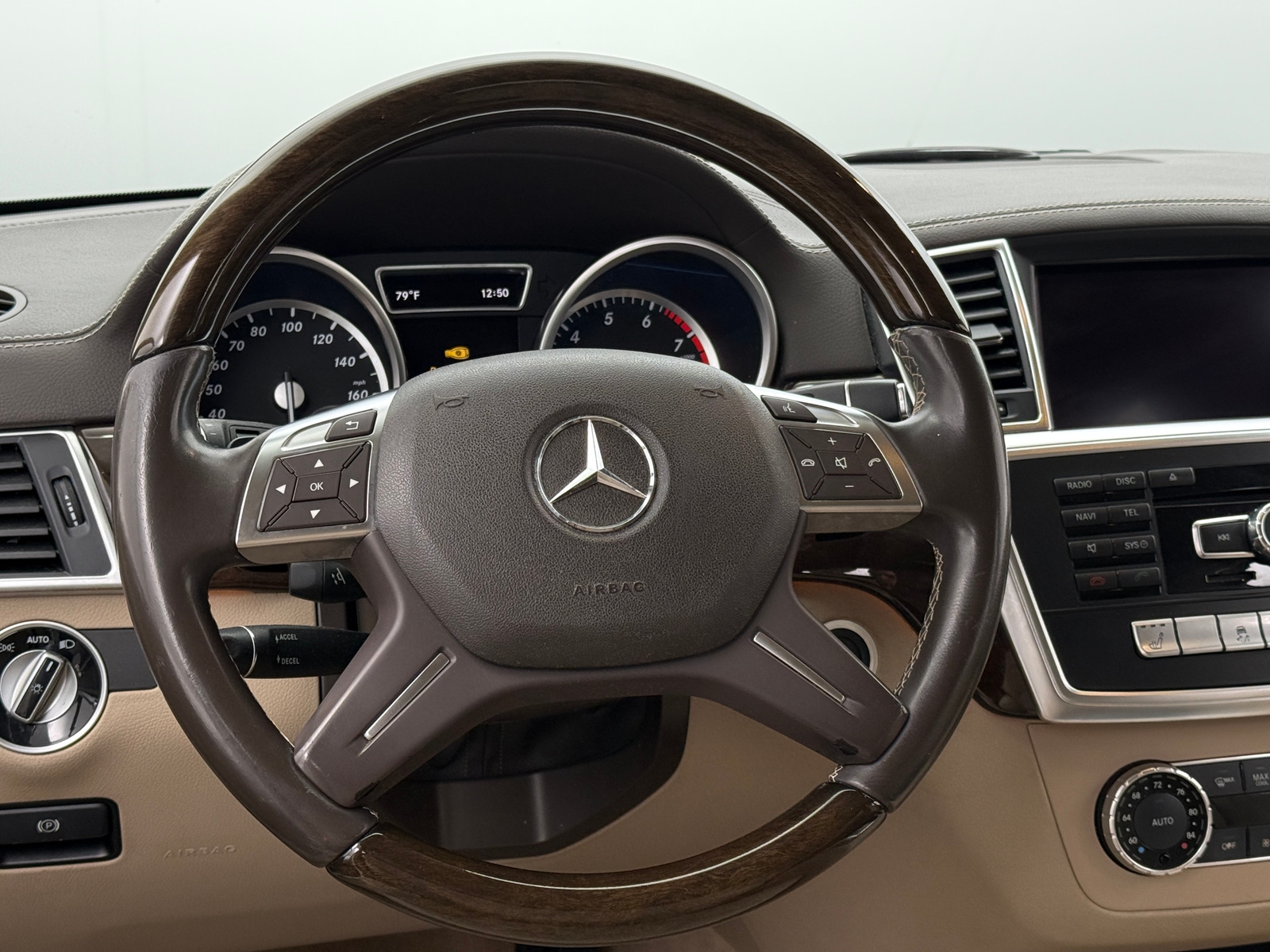 Thumbnail: 2016 Mercedes-Benz GL-Class - 4