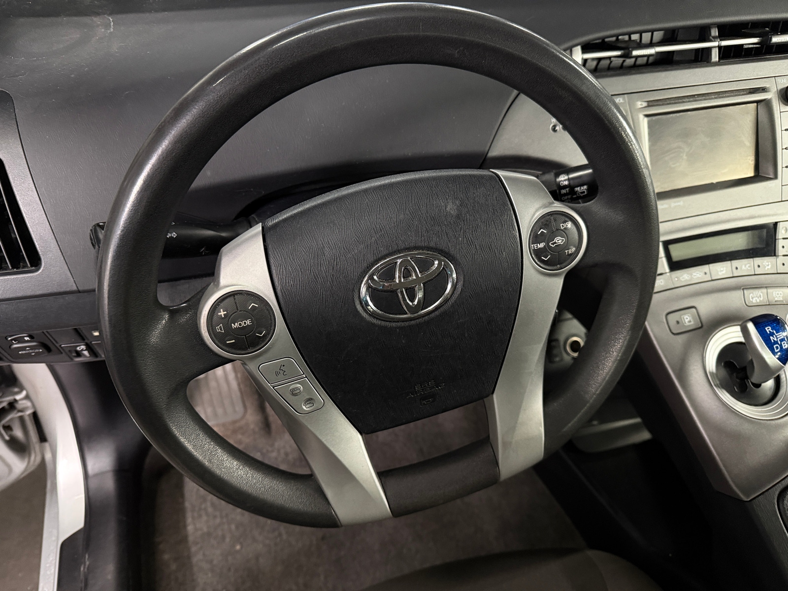 Thumbnail: 2014 Toyota Prius - 5