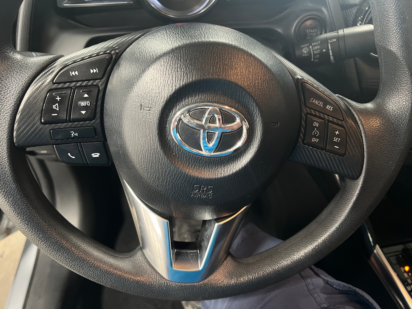 Thumbnail: 2018 Toyota Yaris iA - 5