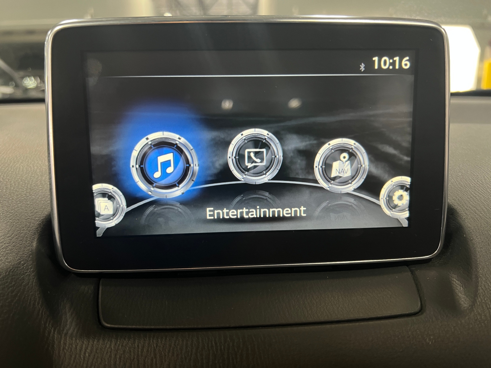 Thumbnail: 2018 Toyota Yaris iA - 4