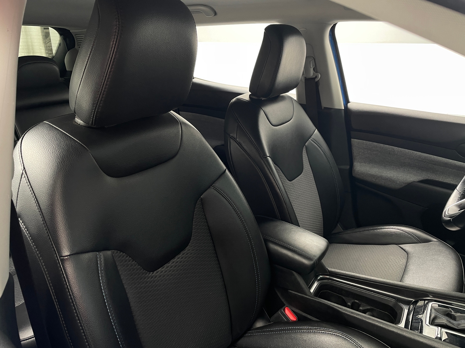 Thumbnail: 2022 Jeep Compass - 2