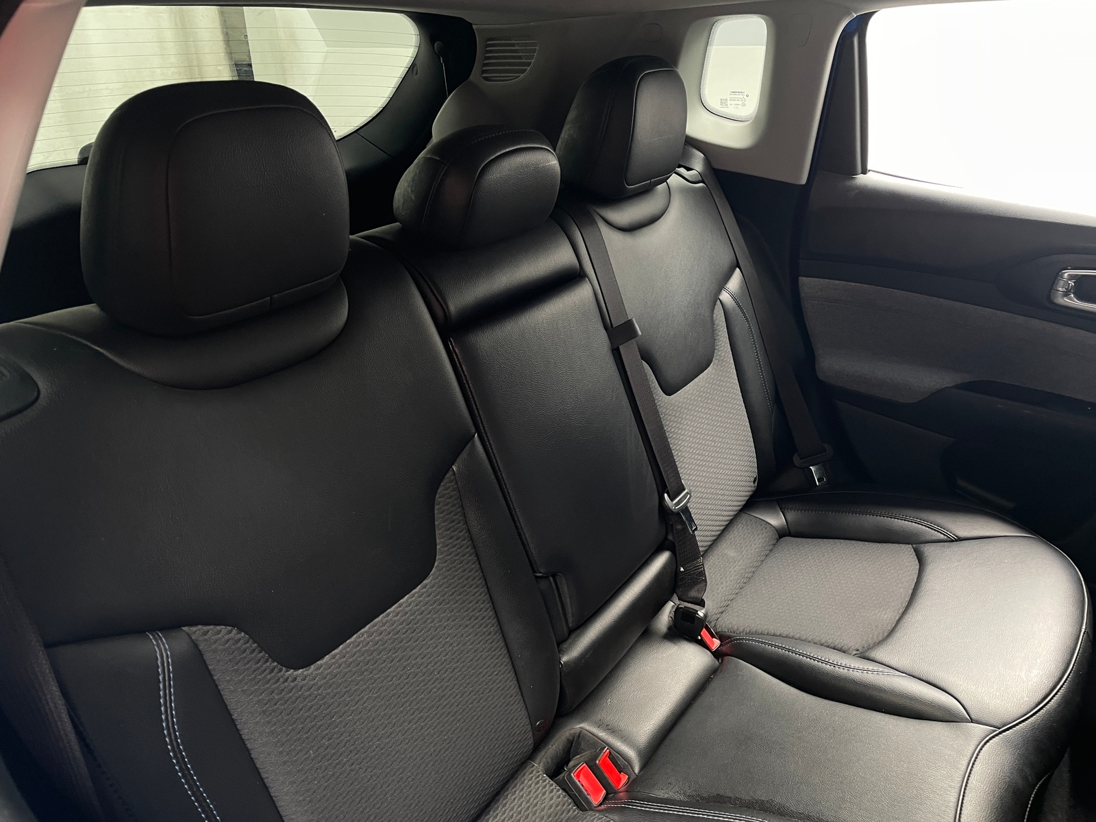 Thumbnail: 2022 Jeep Compass - 6