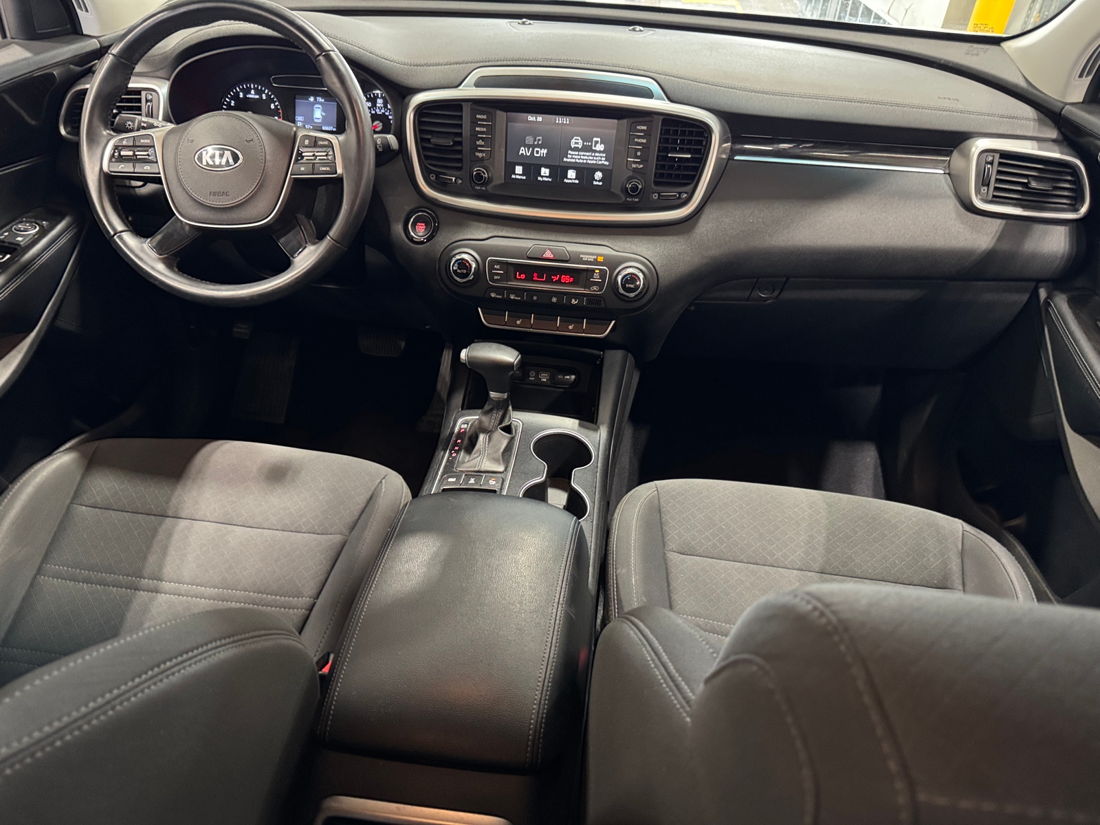 Thumbnail: 2020 Kia Sorento - 3