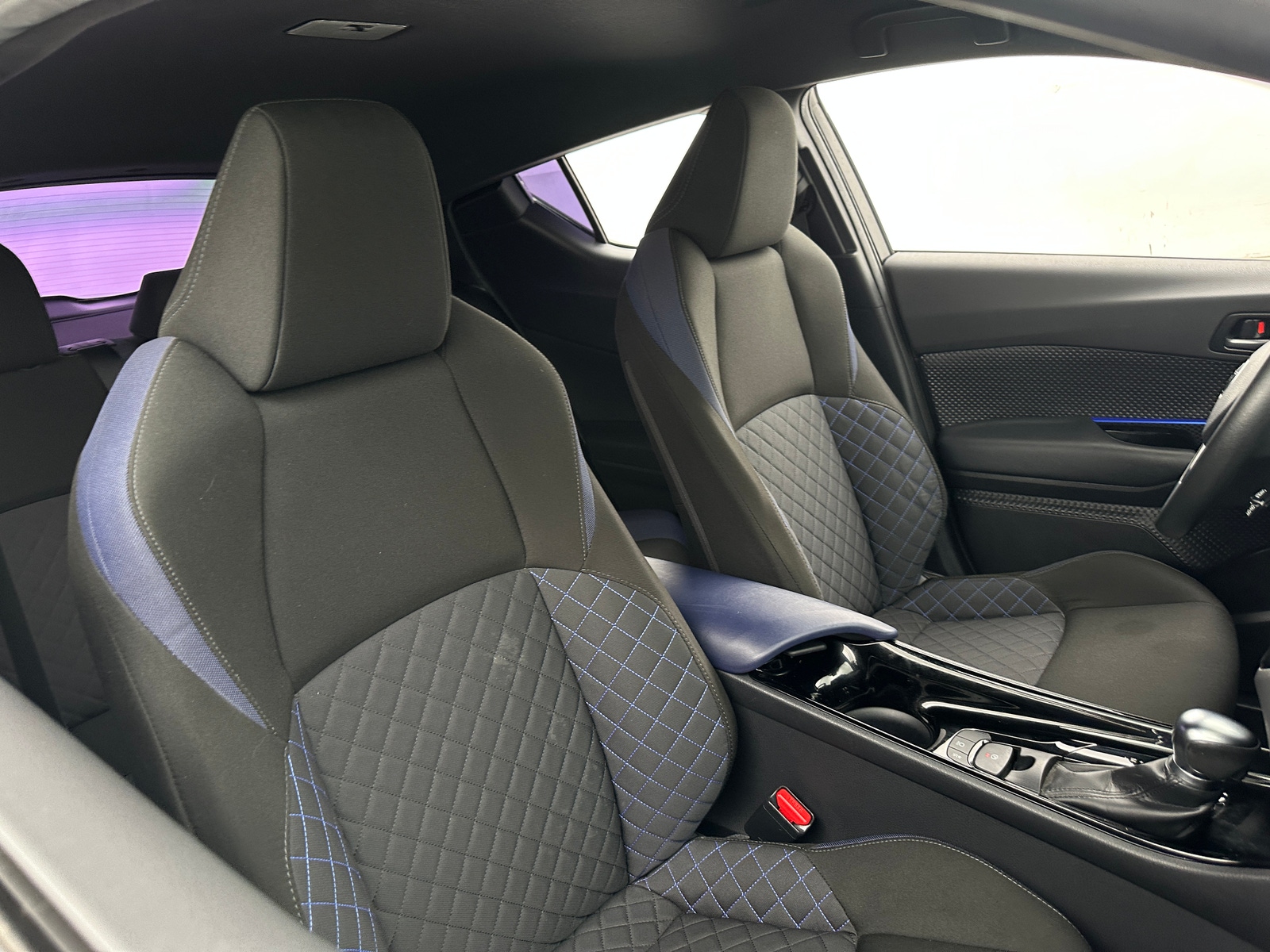 Thumbnail: 2020 Toyota C-HR - 2