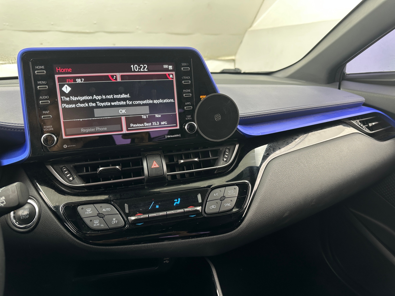 Thumbnail: 2020 Toyota C-HR - 4