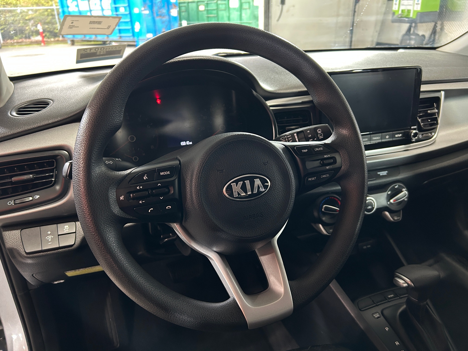 Thumbnail: 2021 Kia Rio - 5