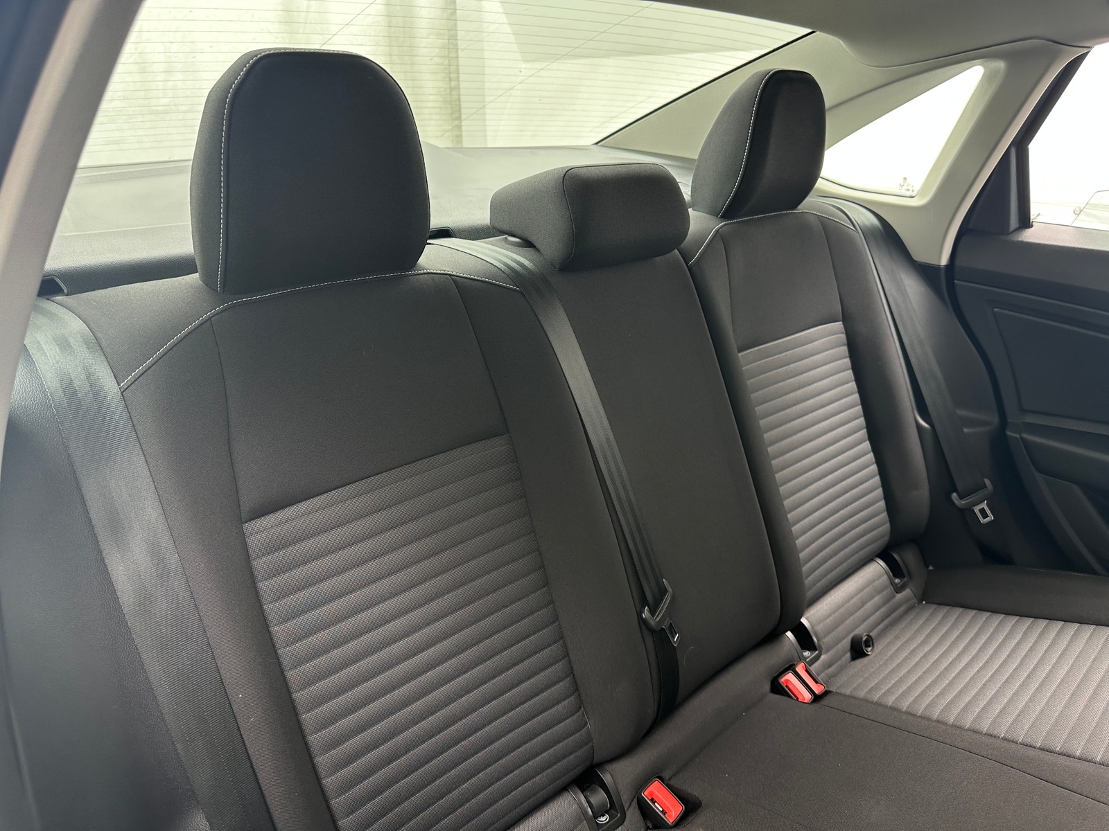 Thumbnail: 2022 Volkswagen Jetta - 6