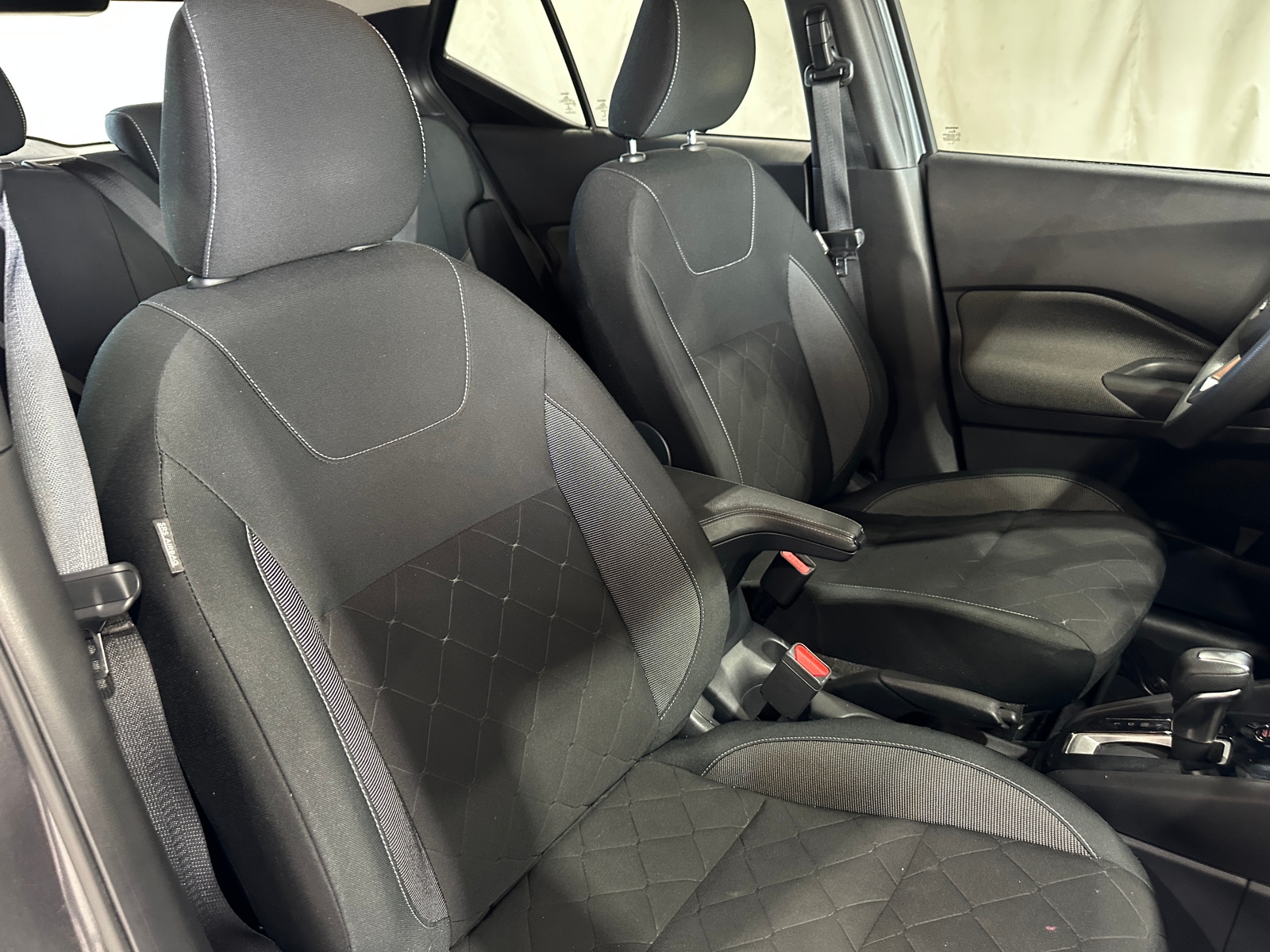 Thumbnail: 2020 Nissan Kicks - 2