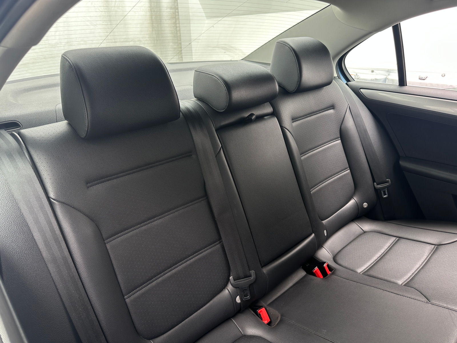 Thumbnail: 2017 Volkswagen Jetta - 5