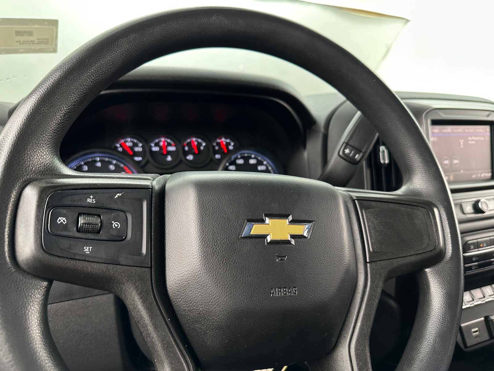 Thumbnail: 2020 Chevrolet Silverado 1500 - 5