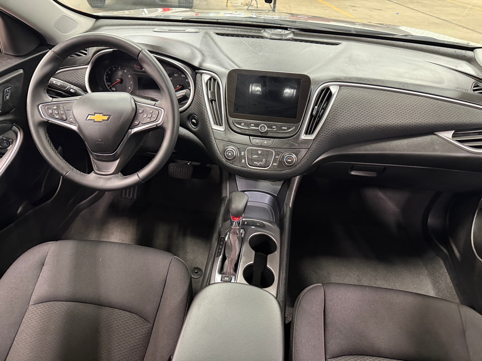 Thumbnail: 2025 Chevrolet Malibu - 3