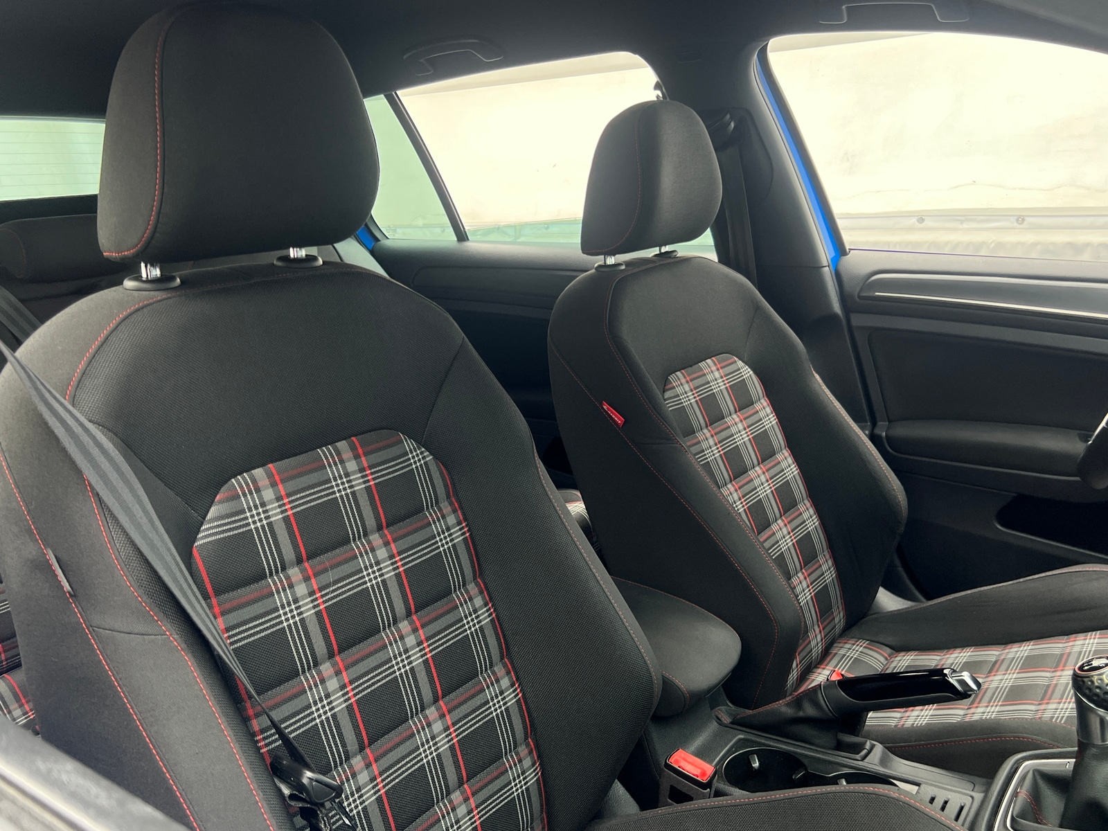 Thumbnail: 2019 Volkswagen Golf - 2