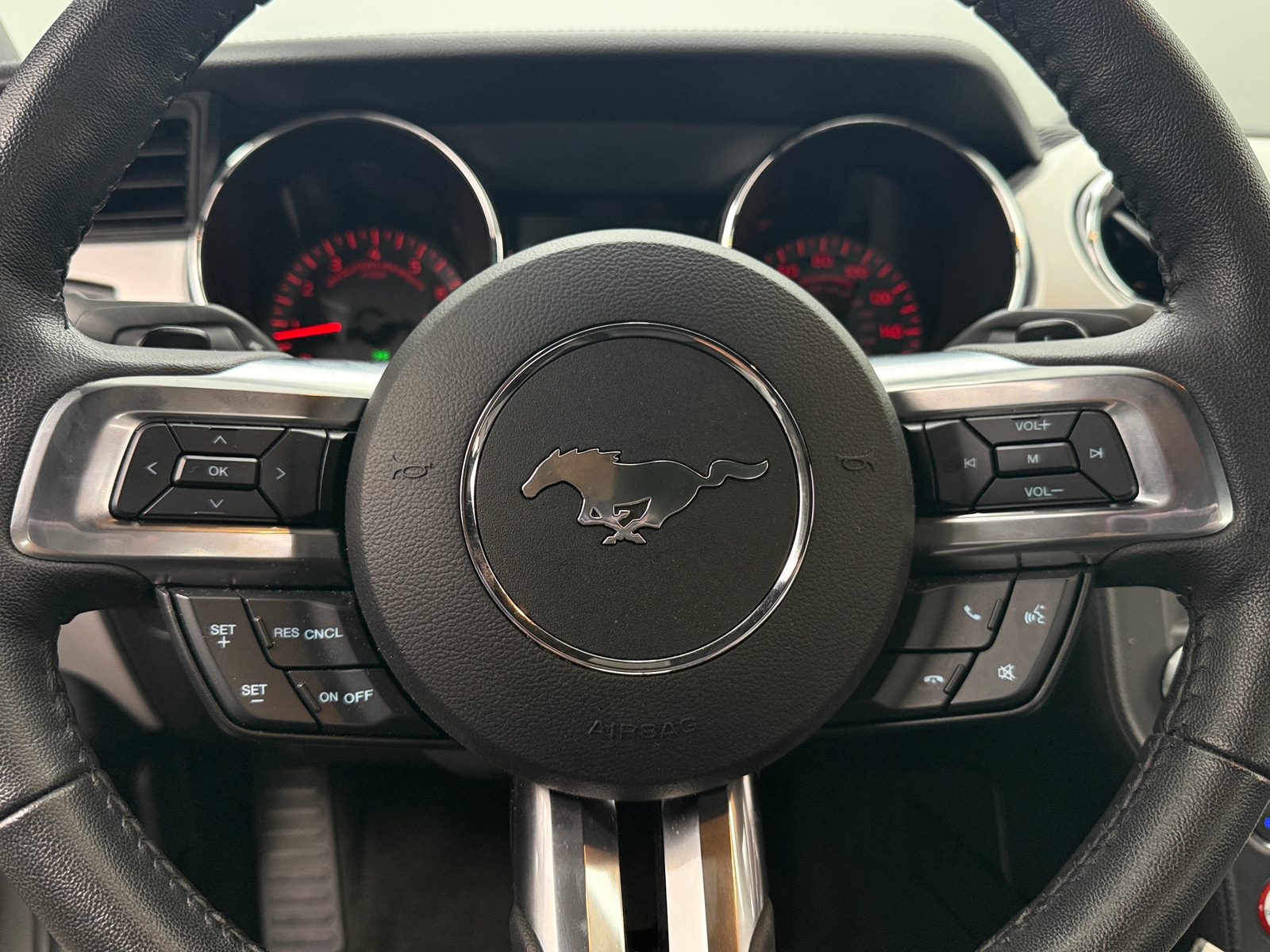 Thumbnail: 2017 Ford Mustang - 3