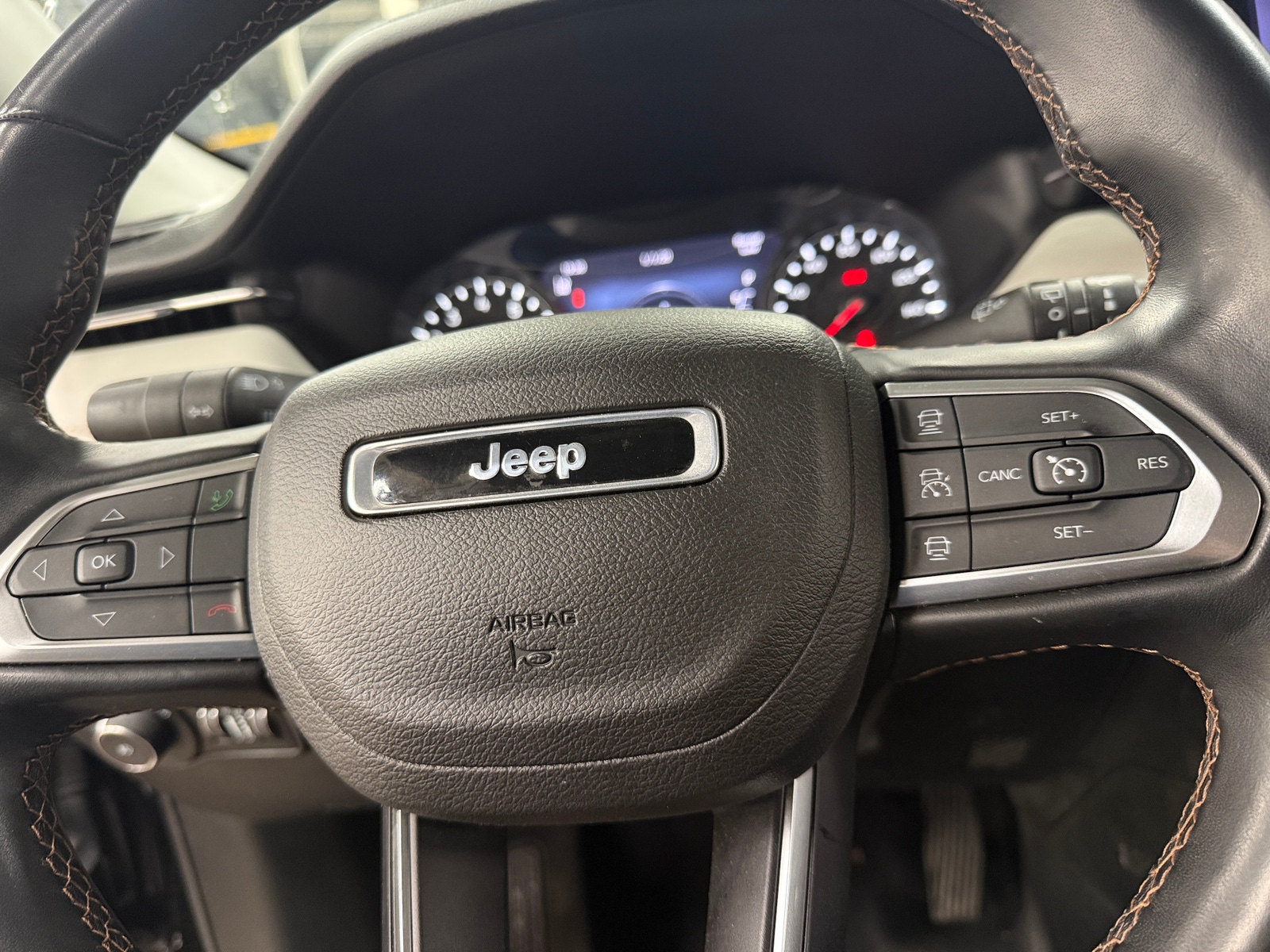 Thumbnail: 2022 Jeep Compass - 4