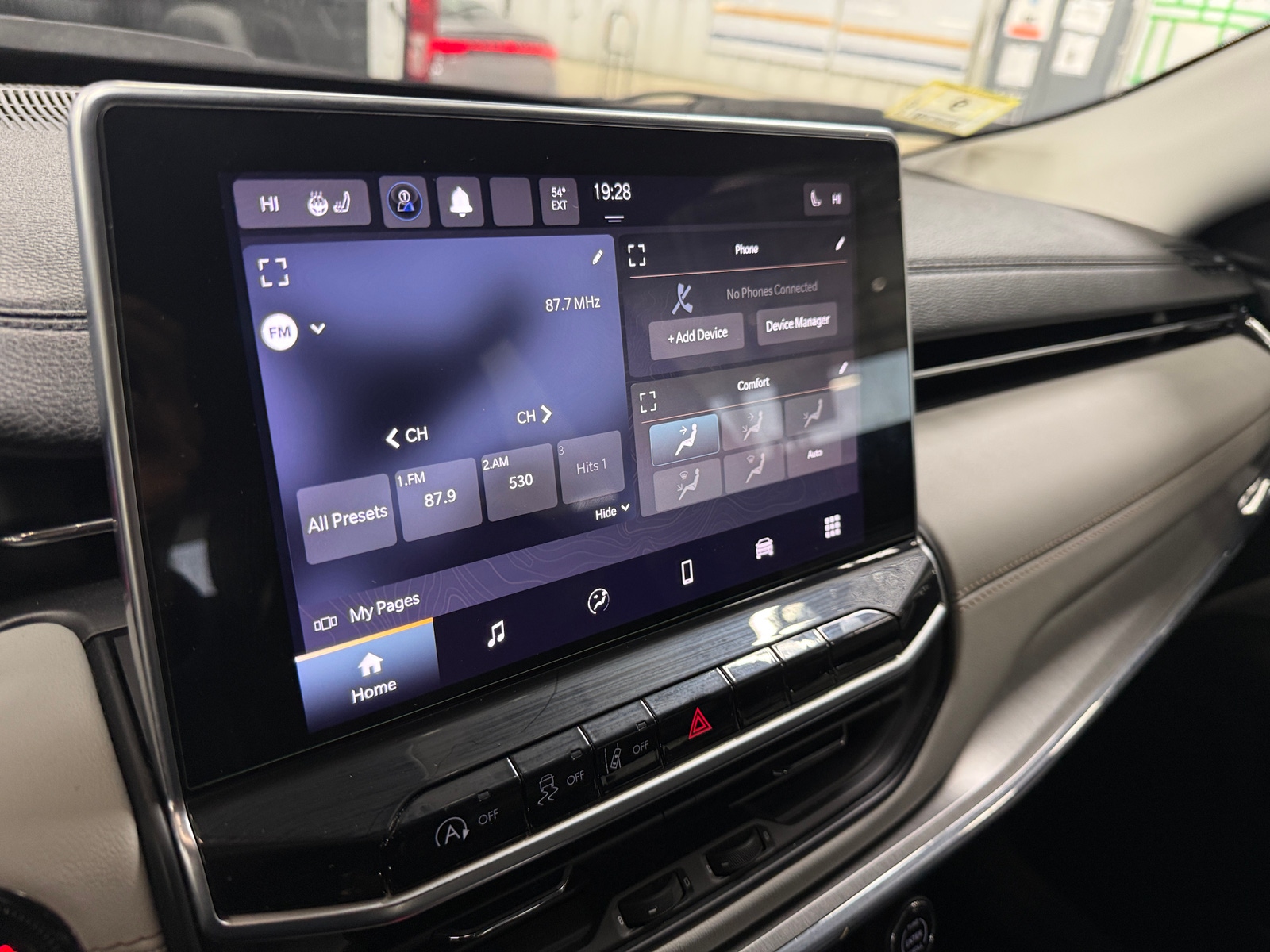 Thumbnail: 2022 Jeep Compass - 3