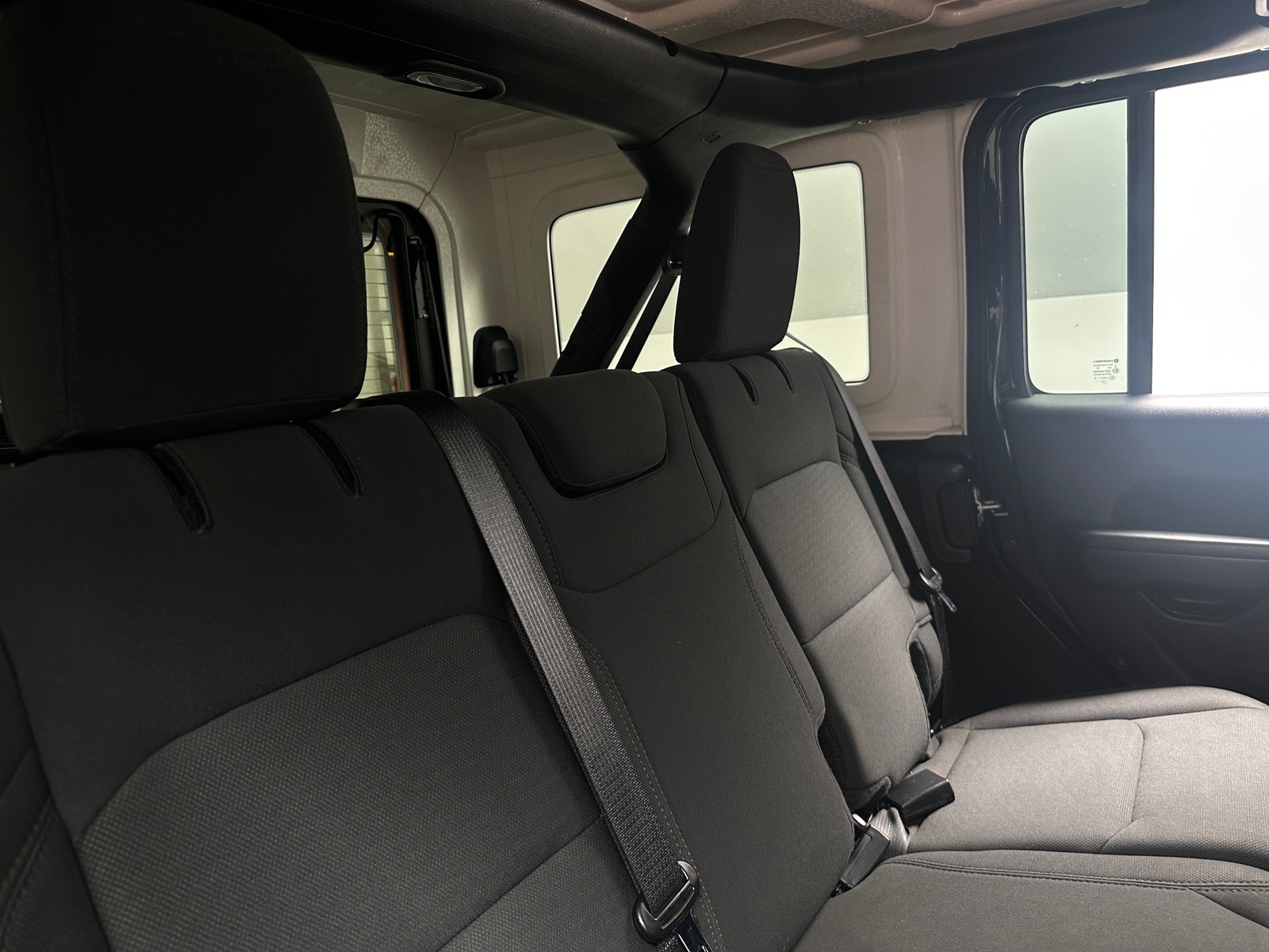 Thumbnail: 2021 Jeep Wrangler - 6