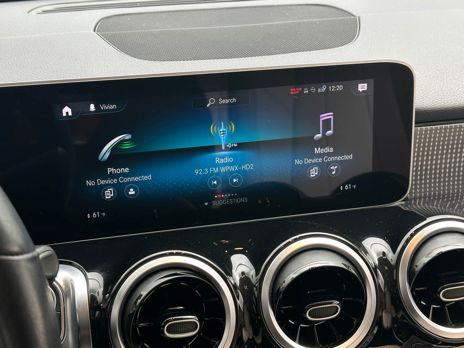 Thumbnail: 2020 Mercedes-Benz GLB - 3