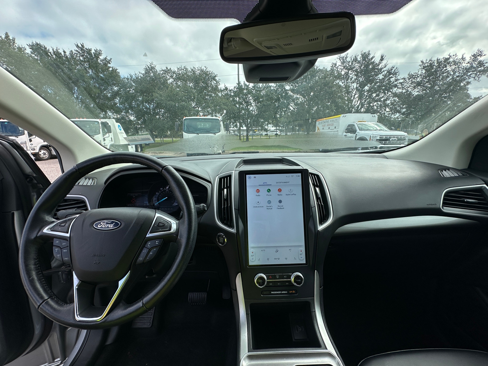 Thumbnail: 2023 Ford Edge - 2