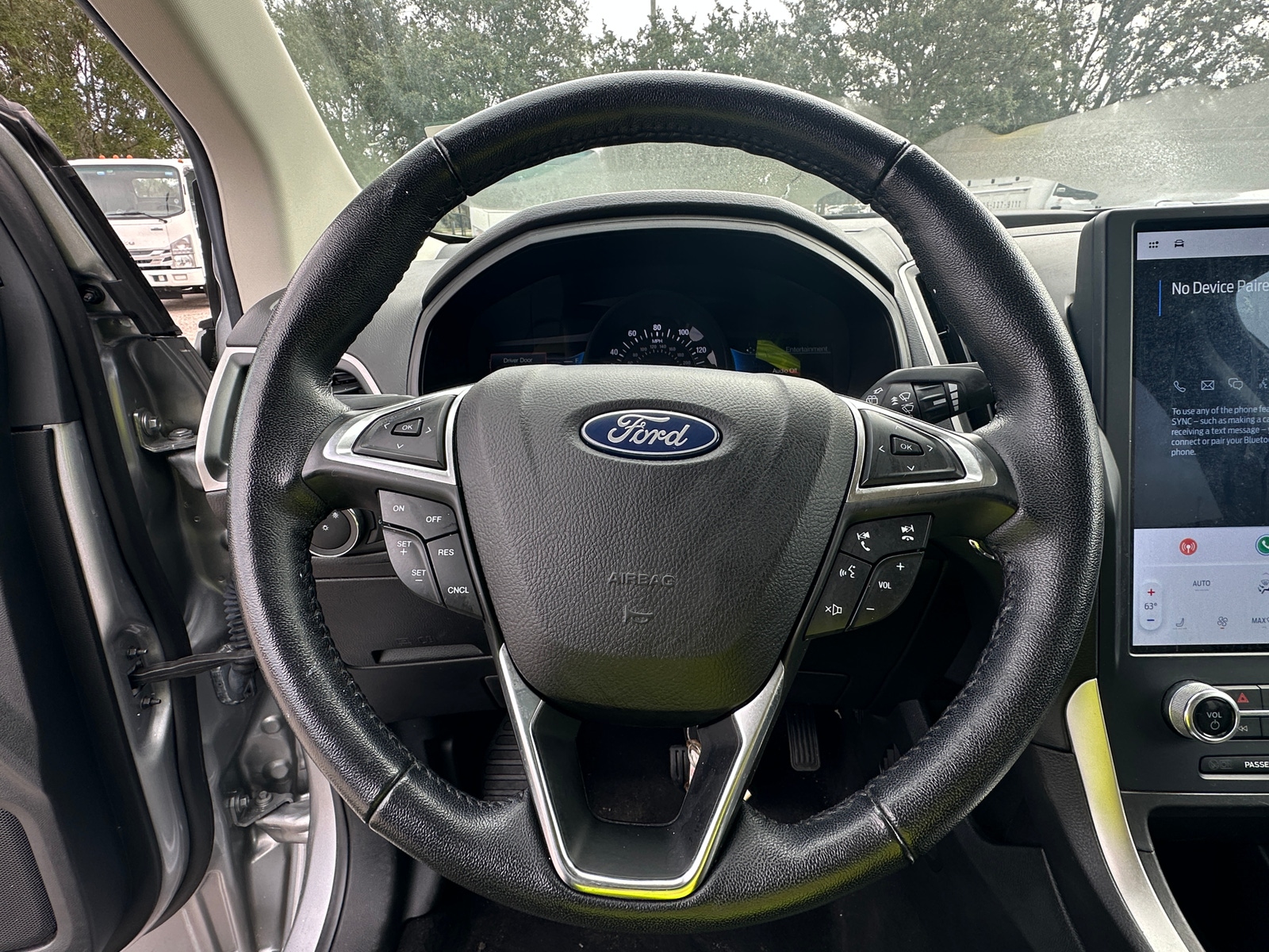 Thumbnail: 2023 Ford Edge - 4