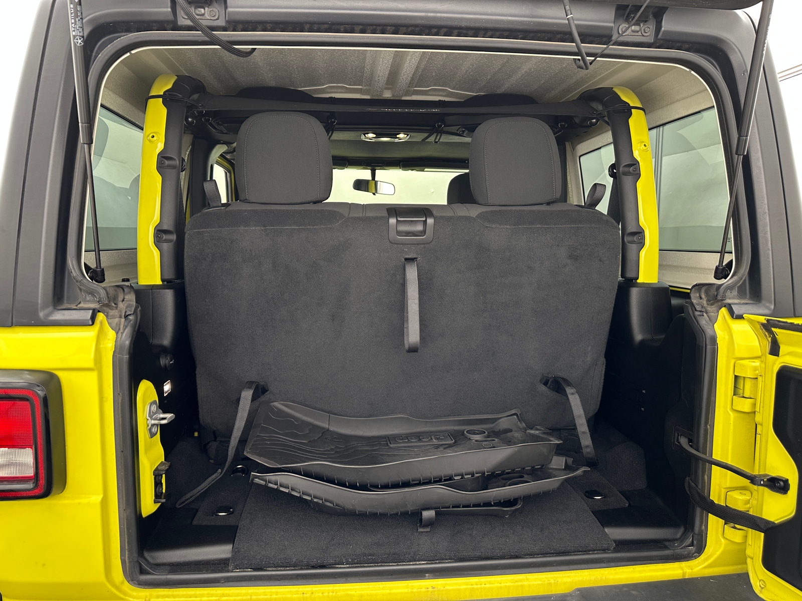 Thumbnail: 2023 Jeep Wrangler - 7