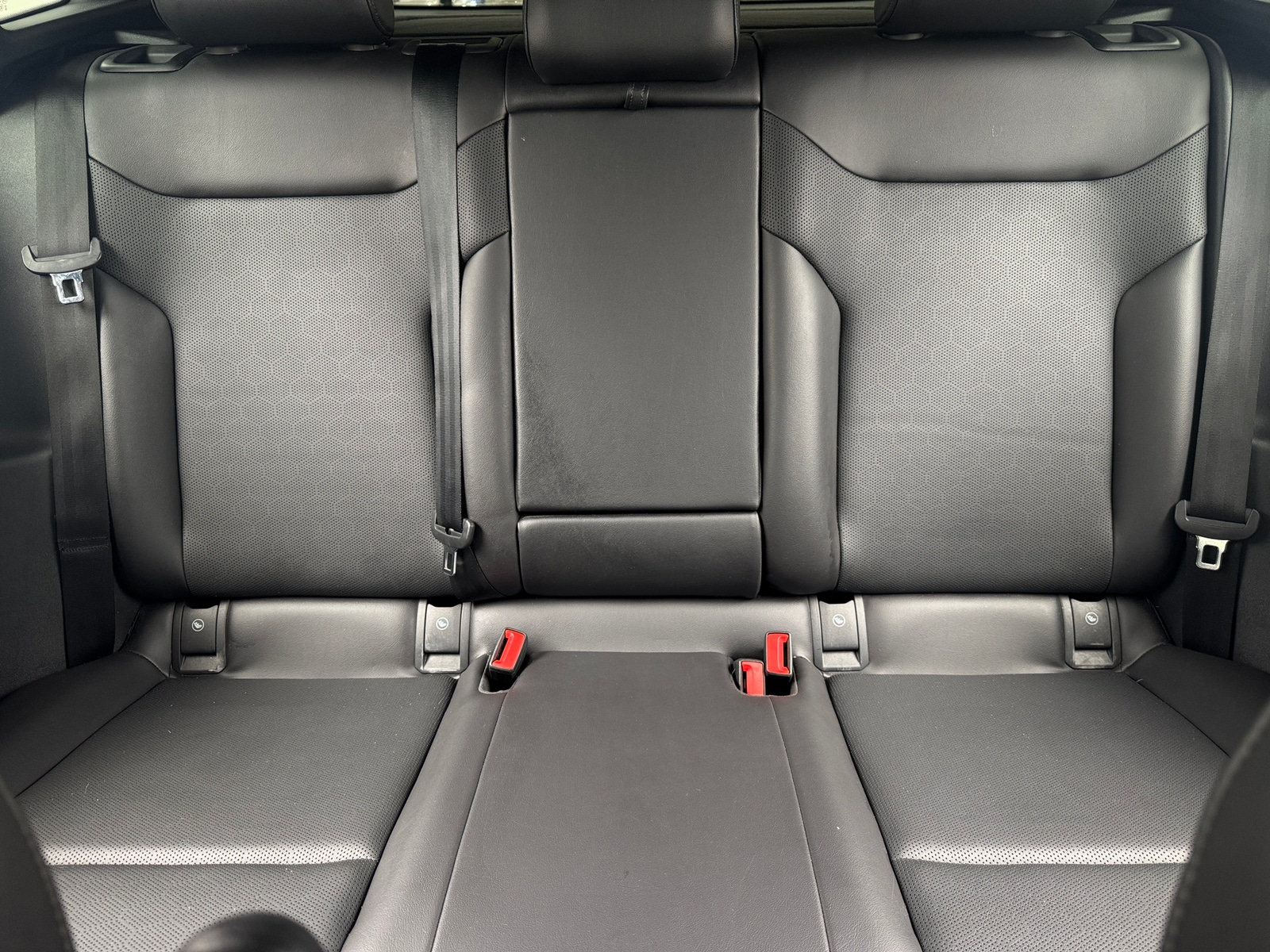 Thumbnail: 2021 Volkswagen ID.4 - 5