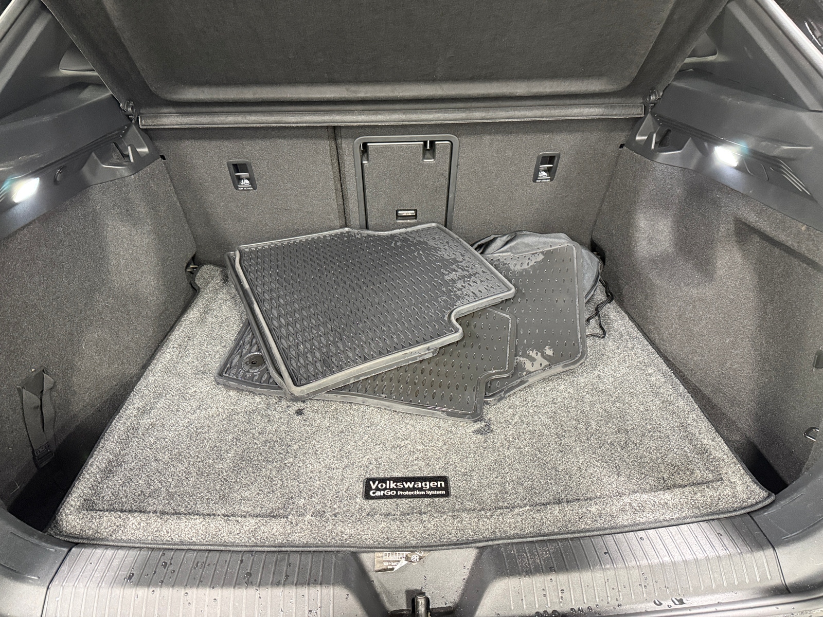 Thumbnail: 2021 Volkswagen ID.4 - 6