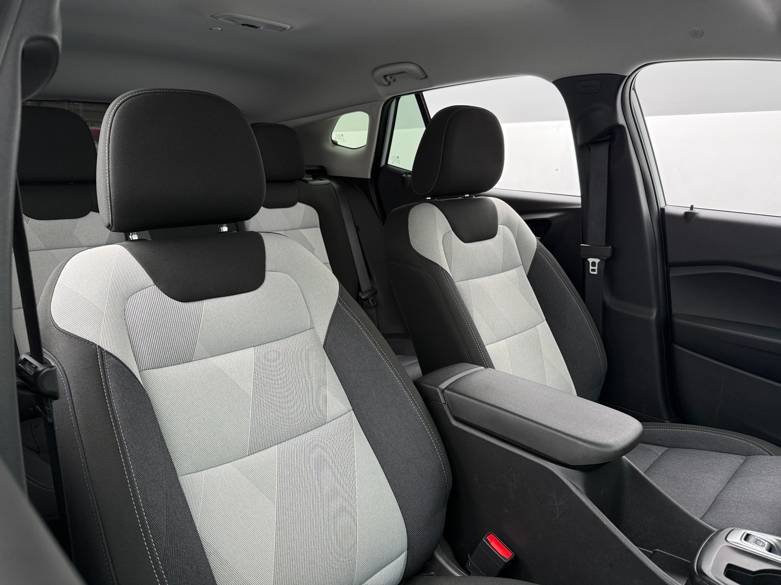 Thumbnail: 2025 Chevrolet Trax - 2