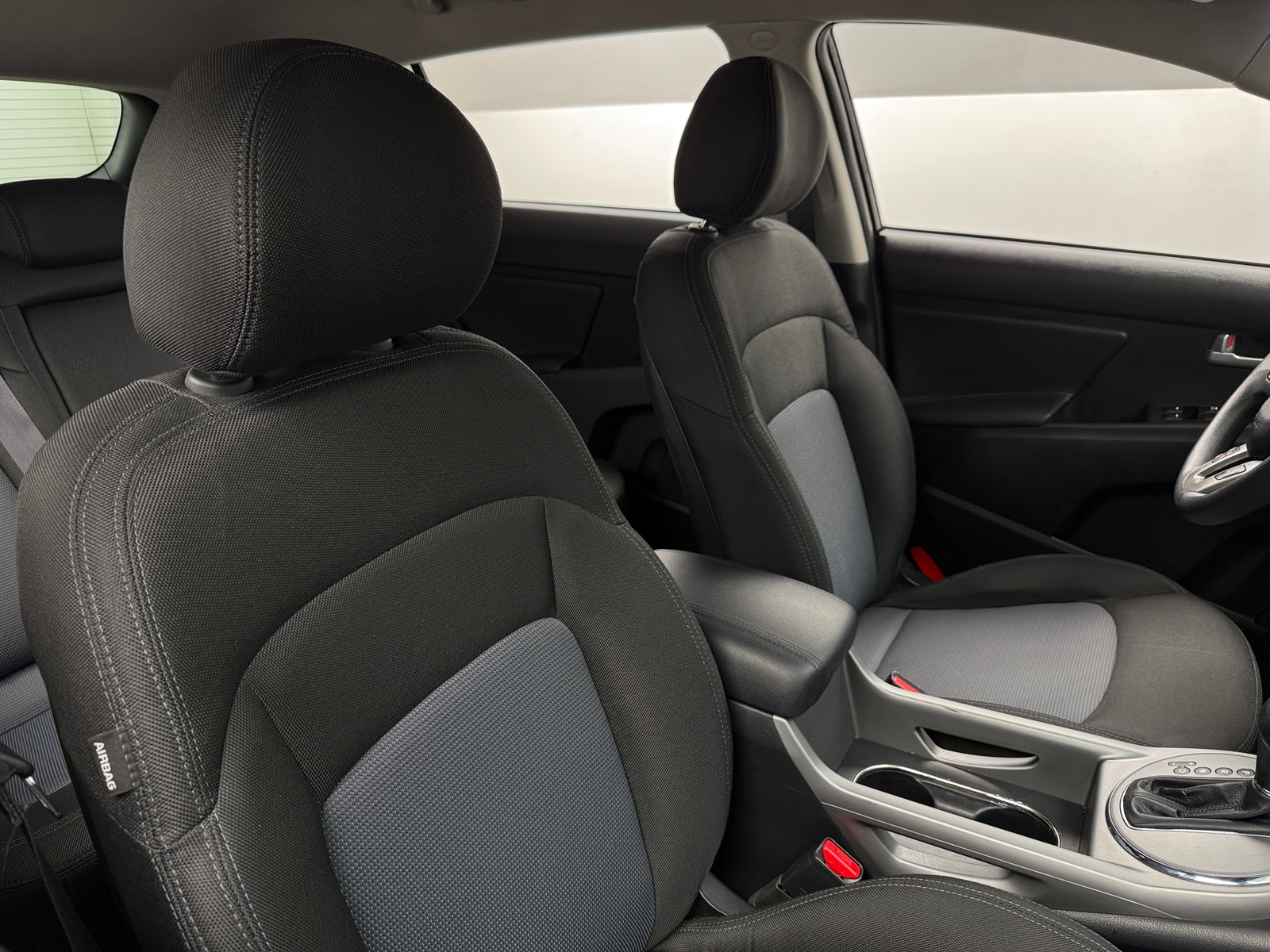 Thumbnail: 2016 Kia Sportage - 2