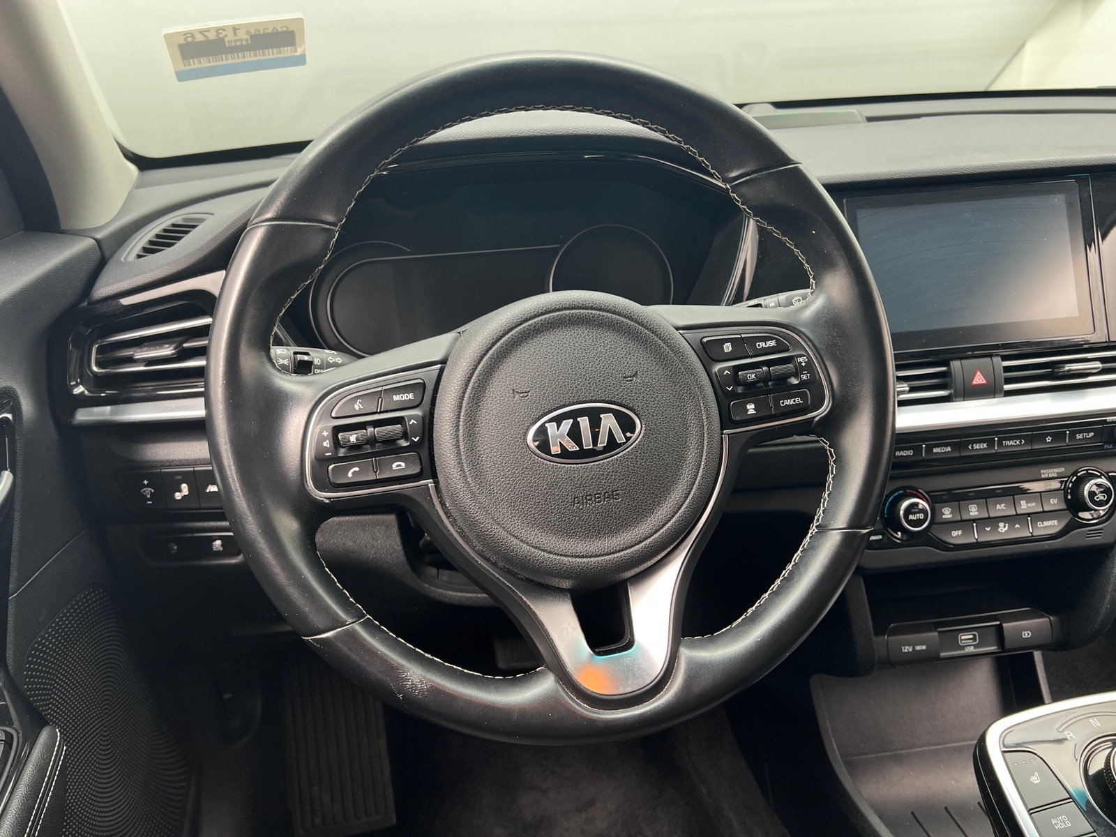 Thumbnail: 2020 Kia Niro - 5