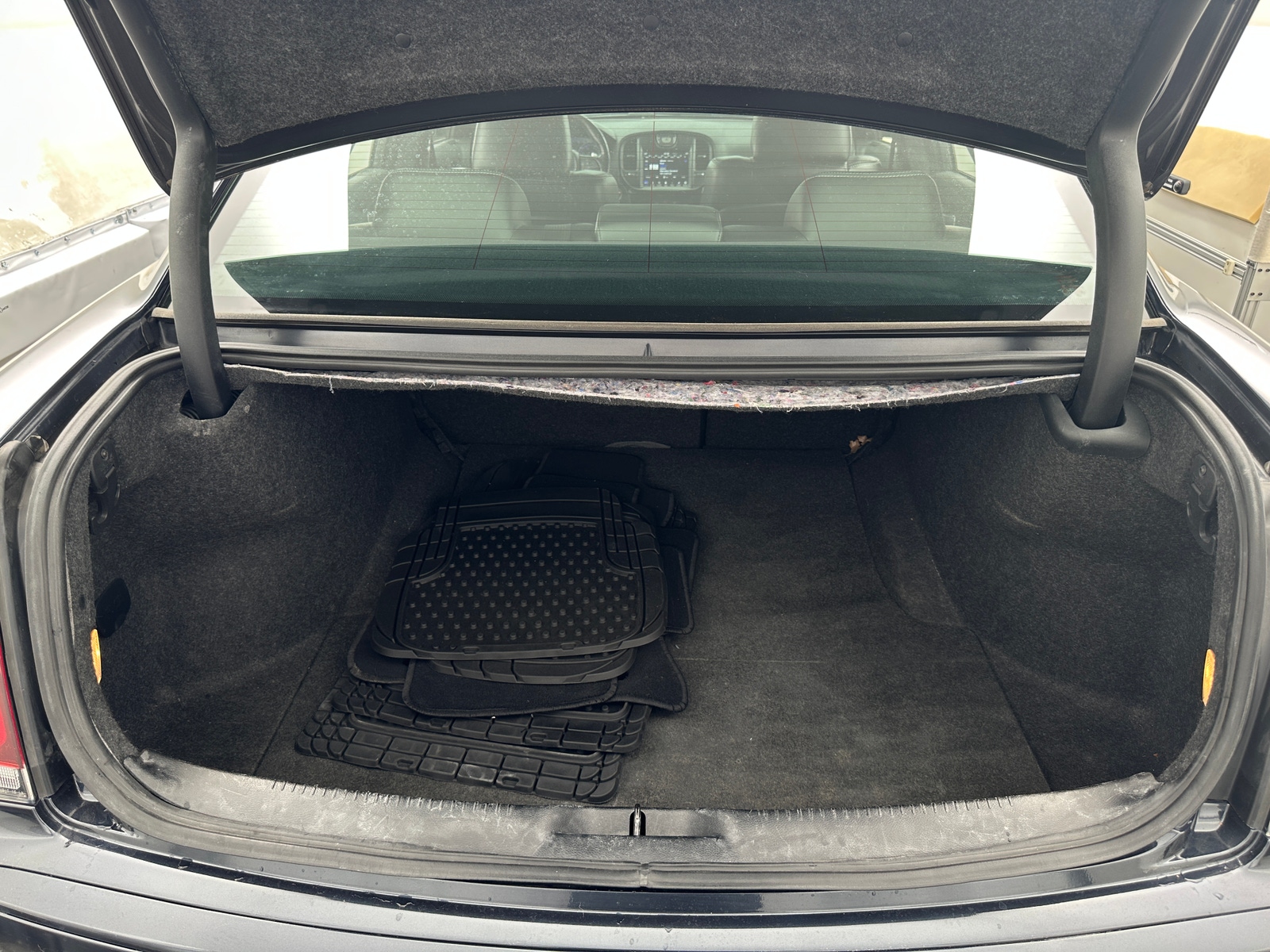 Thumbnail: 2019 Chrysler 300 - 6