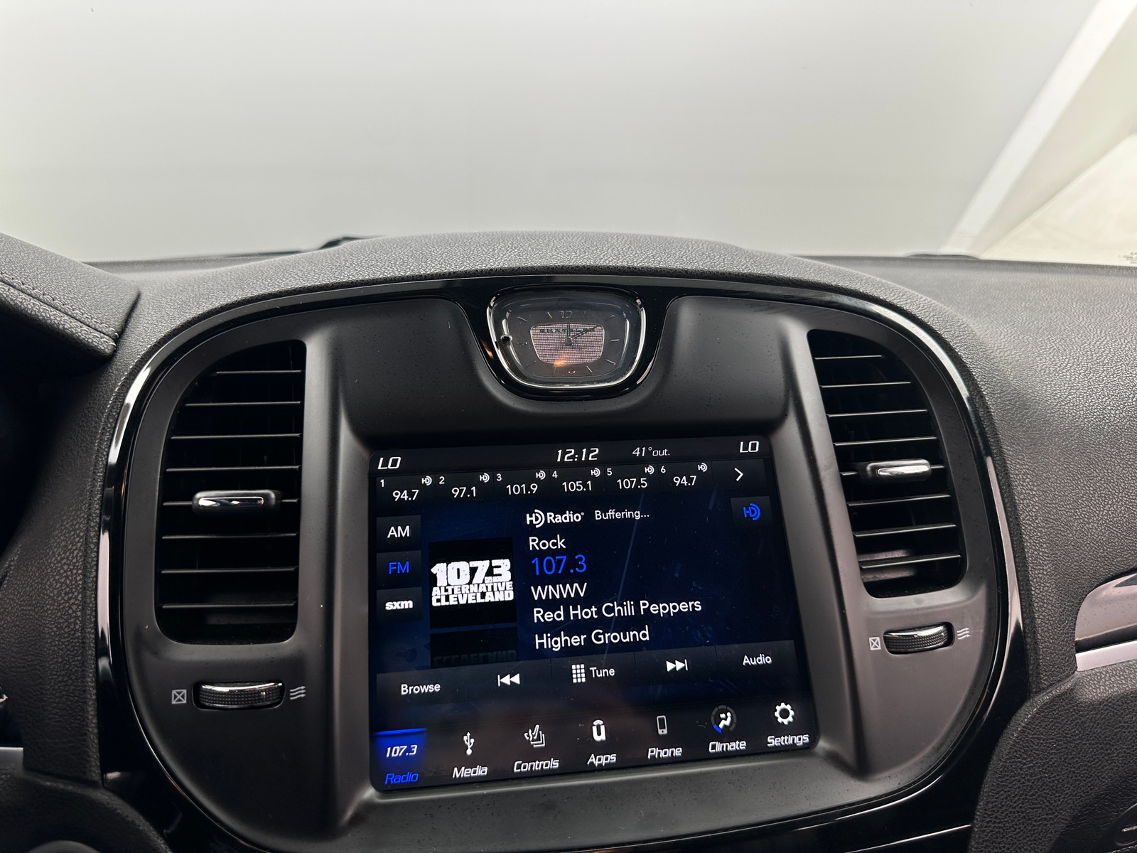 Thumbnail: 2019 Chrysler 300 - 3