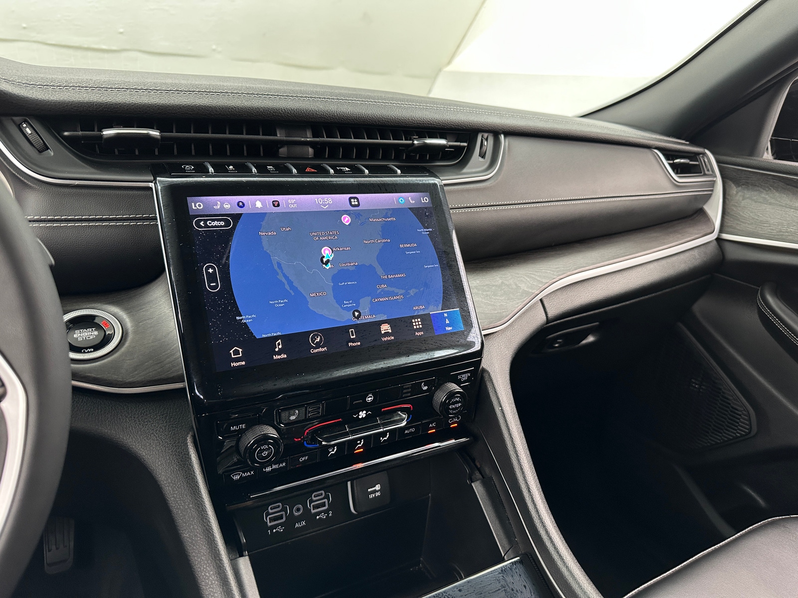 Thumbnail: 2024 Jeep Grand Cherokee - 3