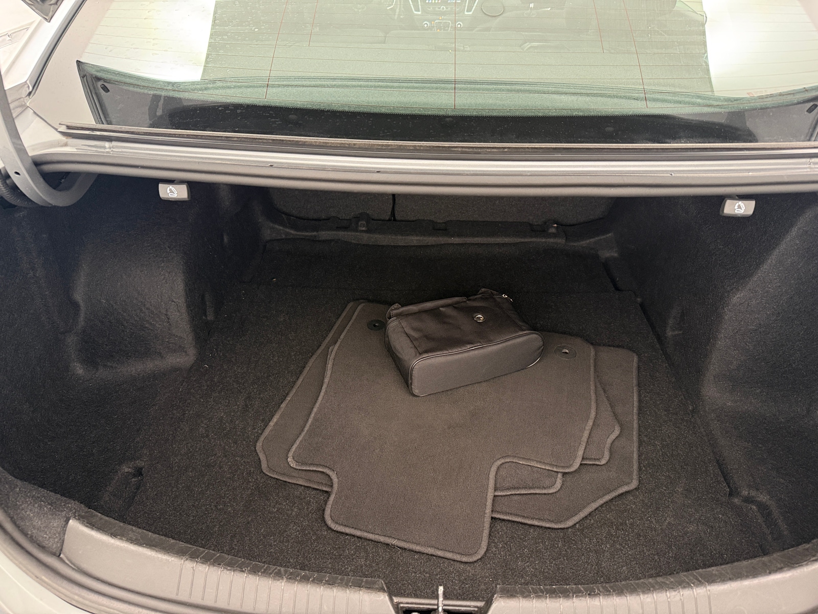 Thumbnail: 2024 Chevrolet Malibu - 7