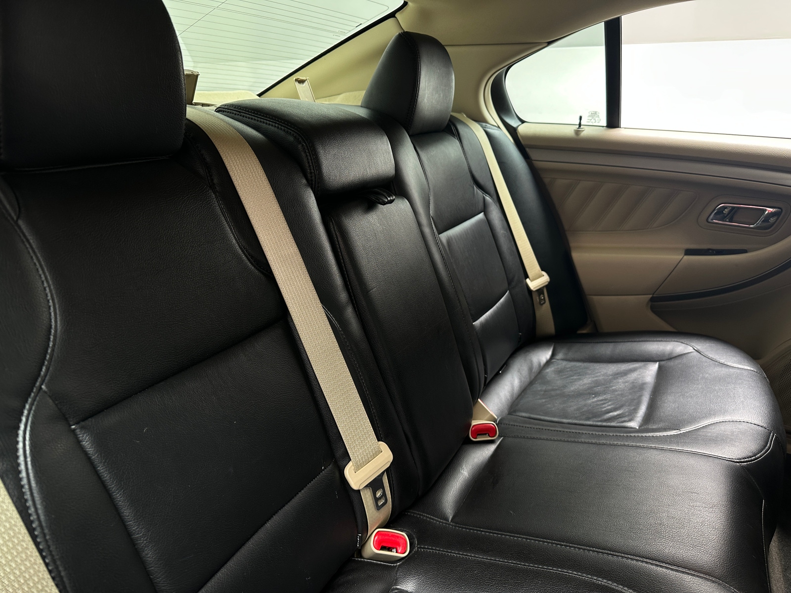 Thumbnail: 2018 Ford Taurus - 6