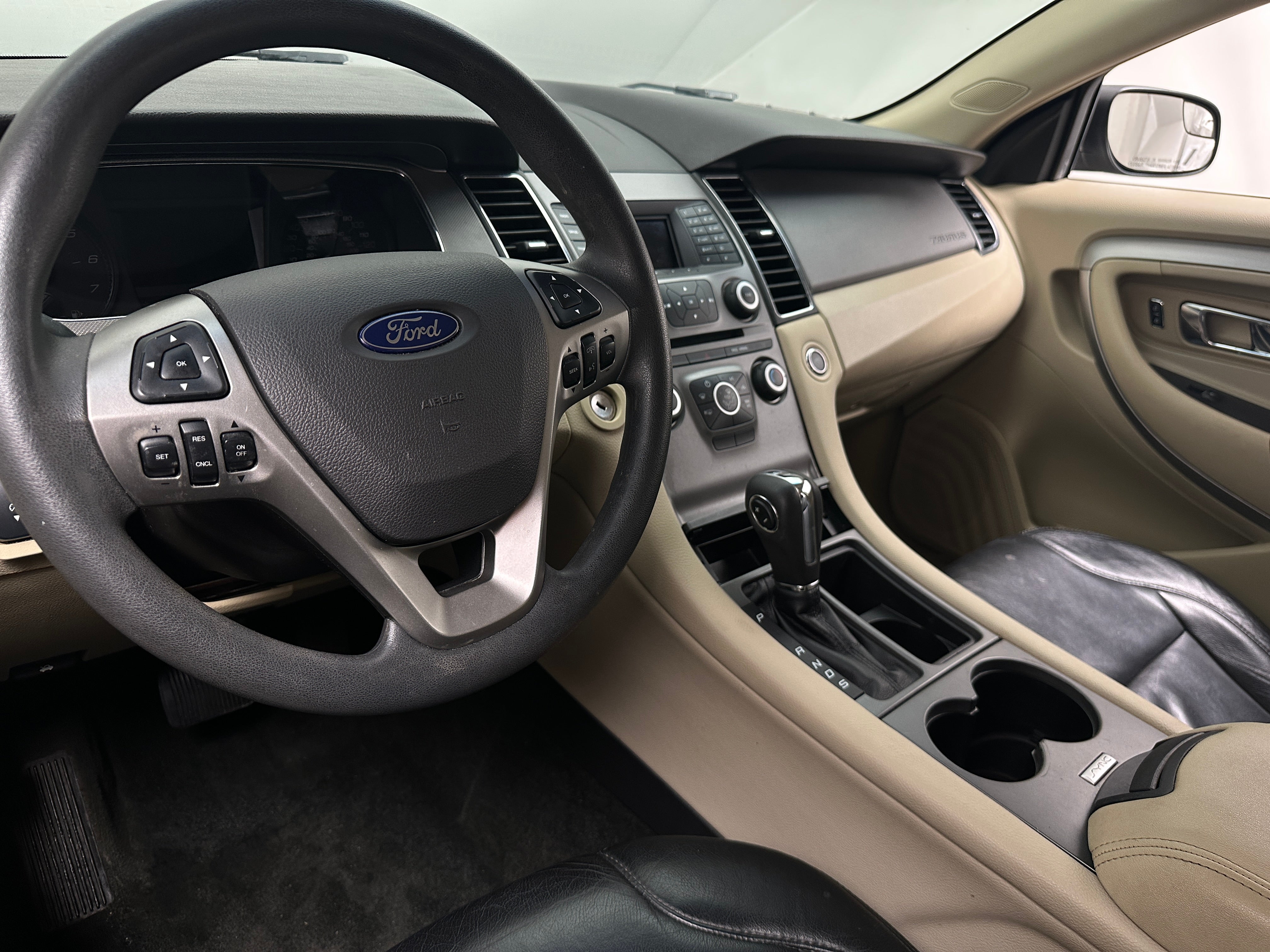 2018 Ford Taurus