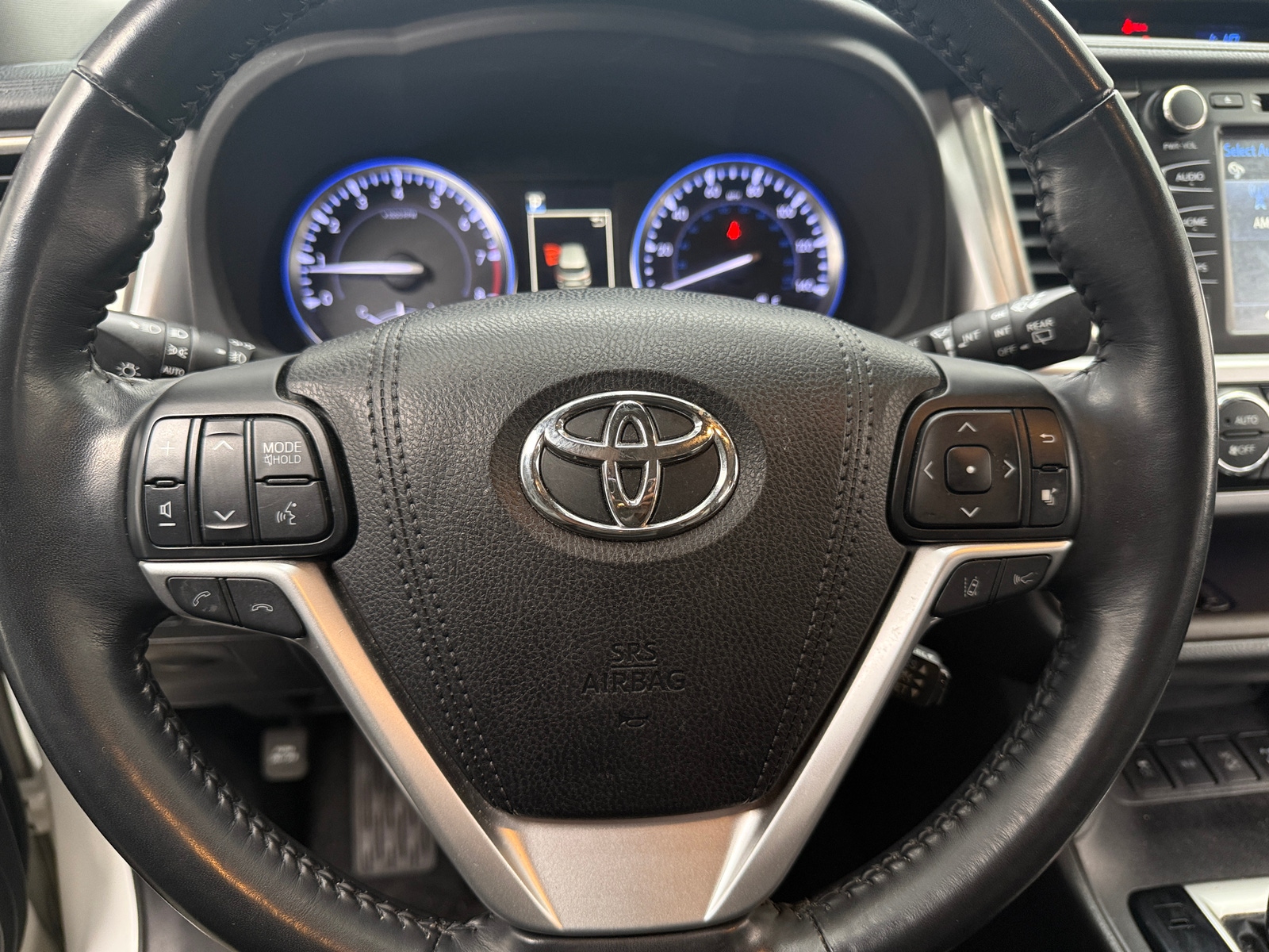 Thumbnail: 2018 Toyota Highlander - 4