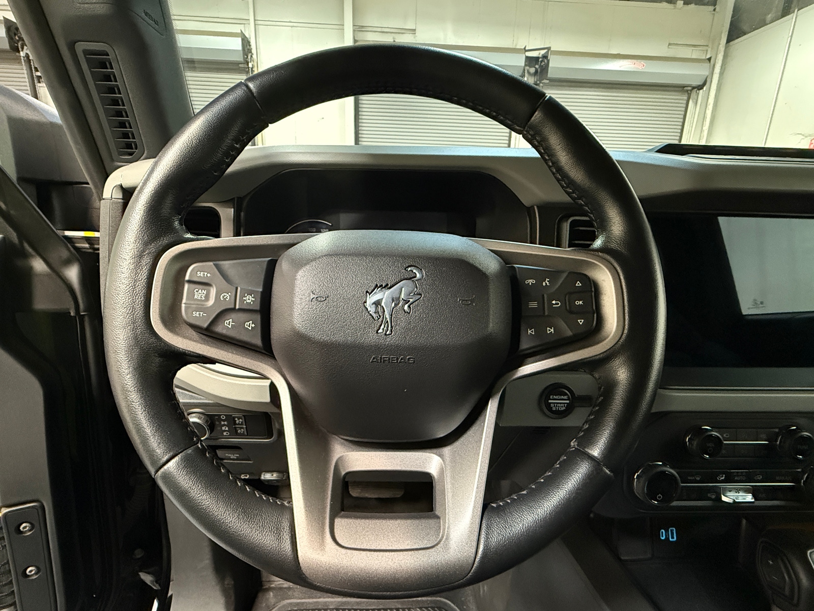 Thumbnail: 2023 Ford Bronco - 4