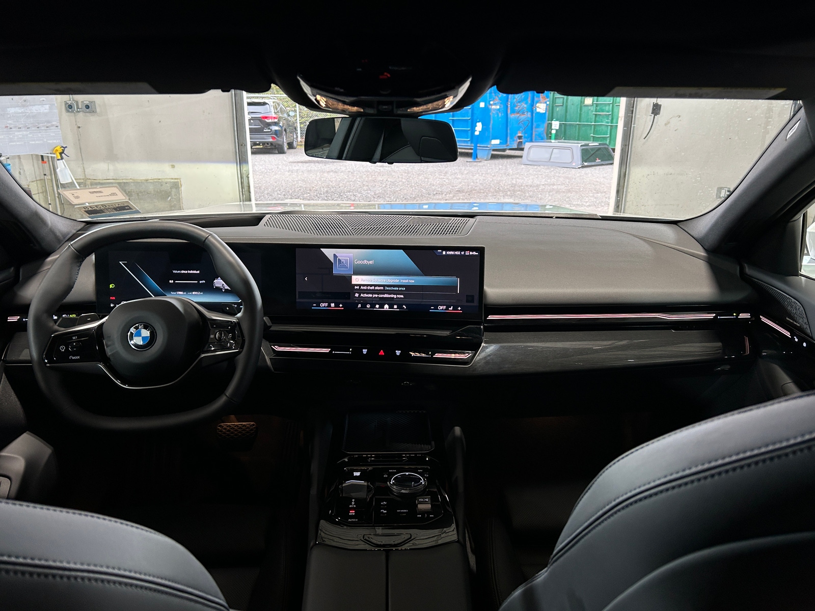 Thumbnail: 2025 BMW 5 Series - 2