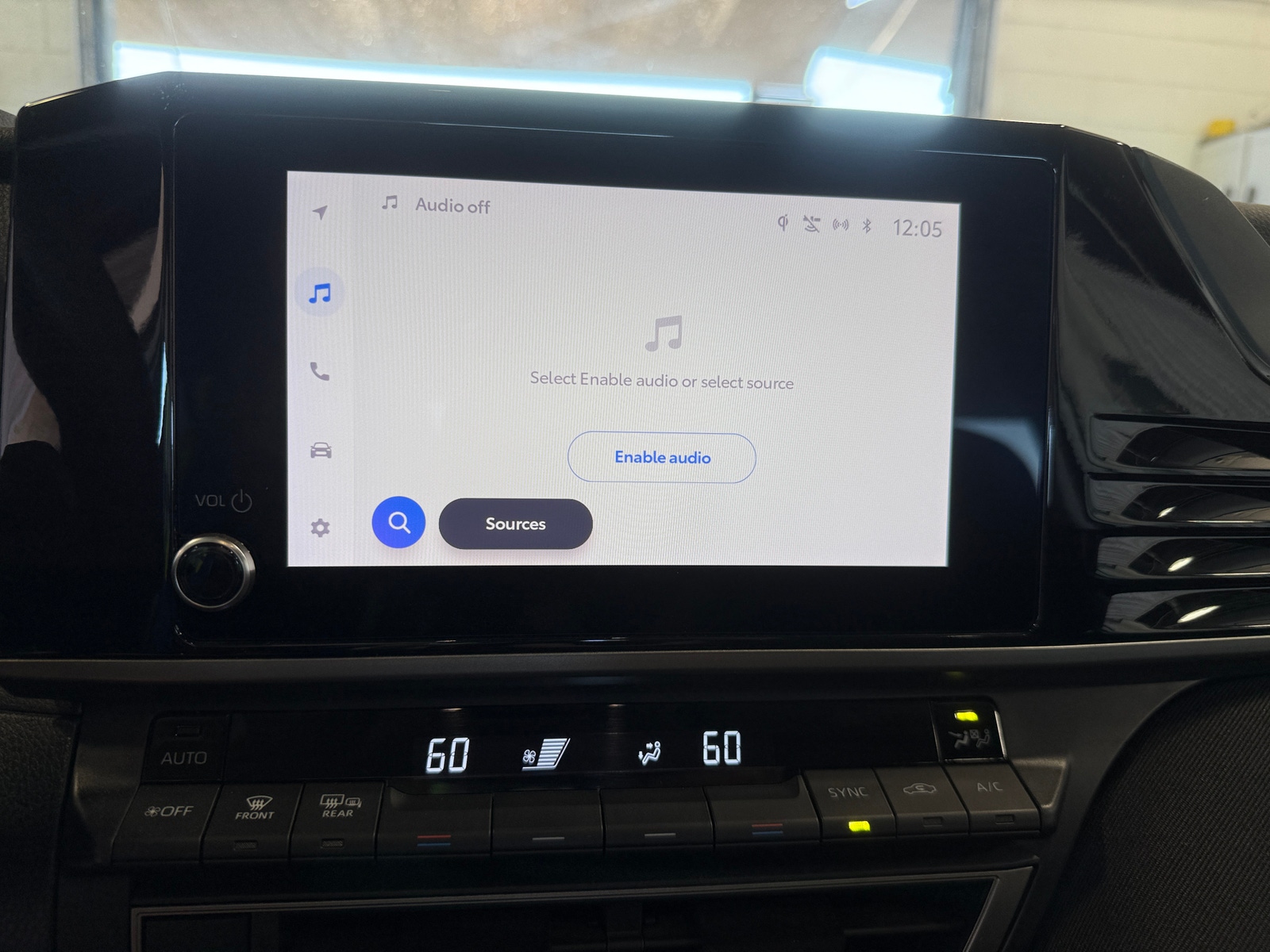 Thumbnail: 2025 Toyota Camry - 4