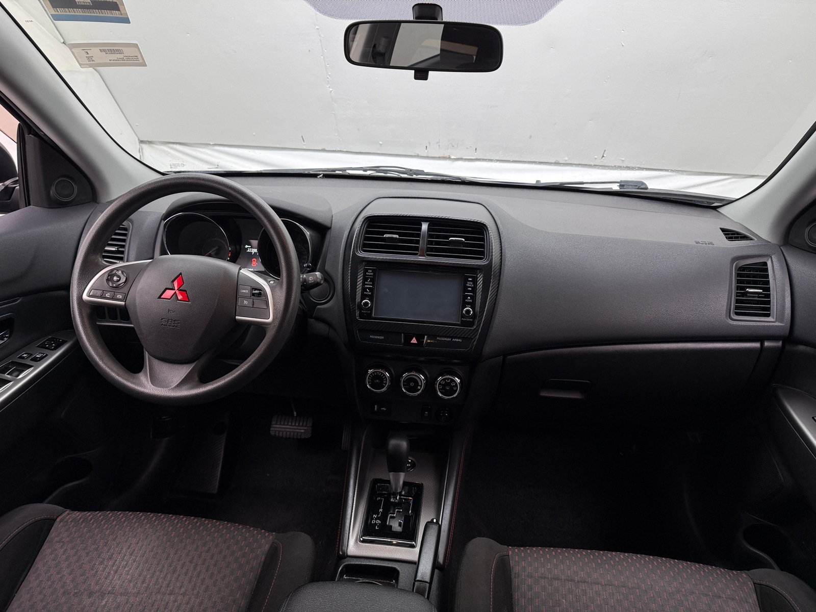 Thumbnail: 2019 Mitsubishi Outlander Sport - 3