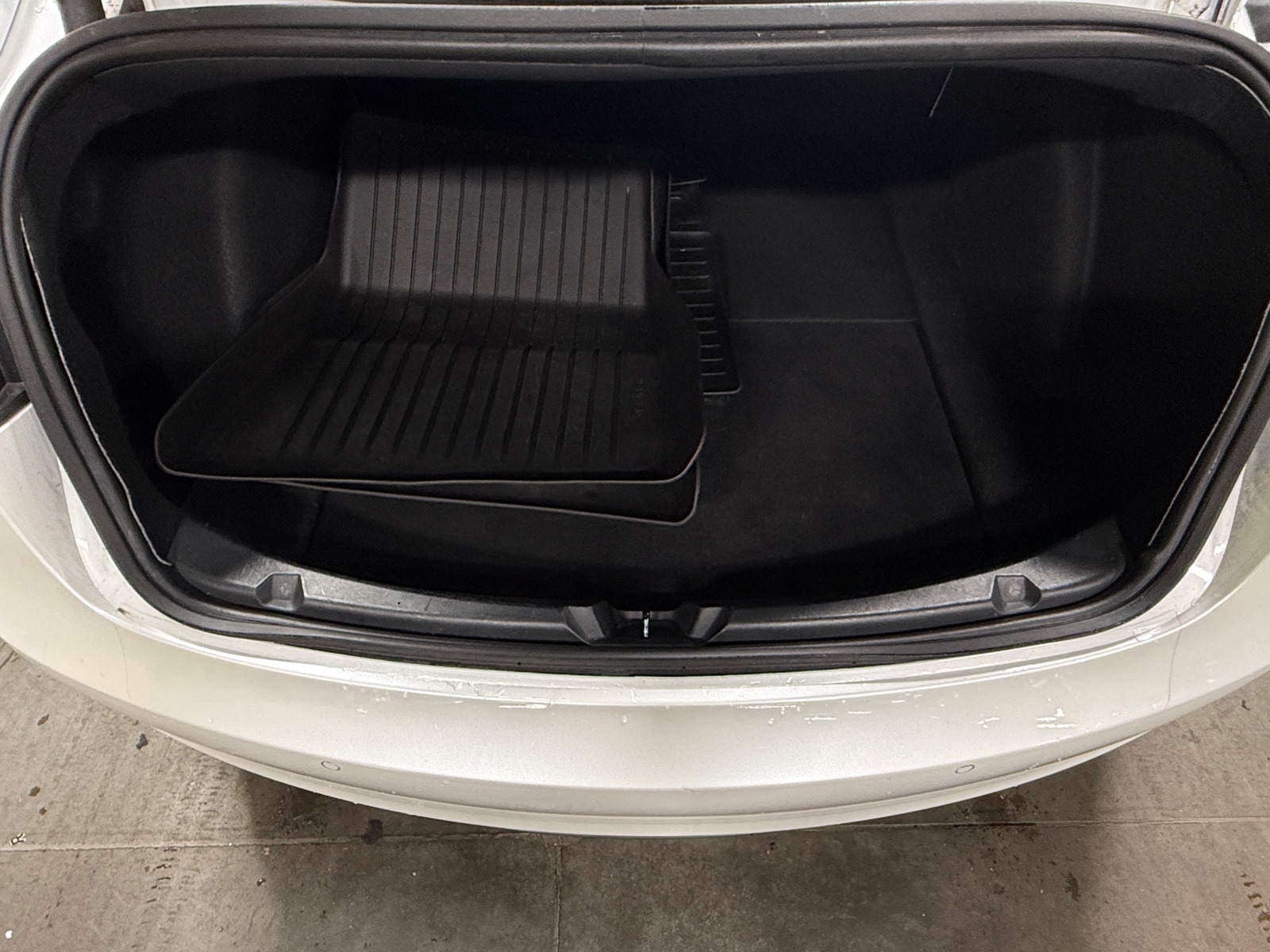 Thumbnail: 2022 Tesla Model 3 - 6