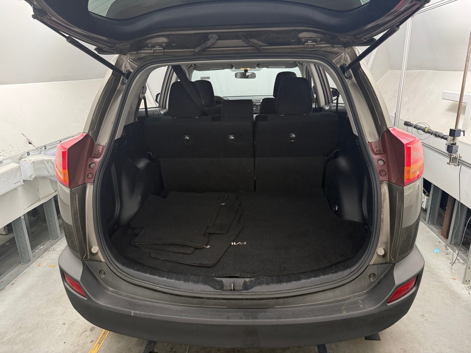 Thumbnail: 2015 Toyota RAV4 - 7