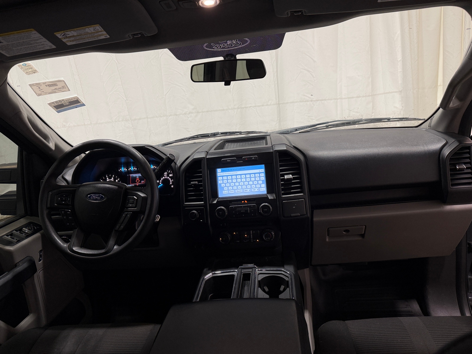 Thumbnail: 2017 Ford Econoline - 3