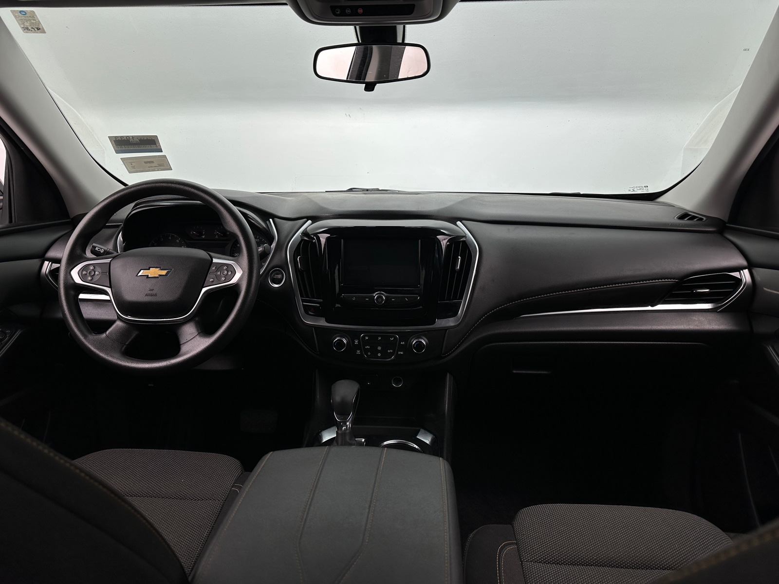 Thumbnail: 2021 Chevrolet Traverse - 3