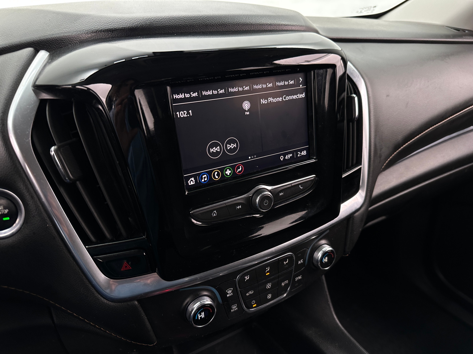 Thumbnail: 2021 Chevrolet Traverse - 4