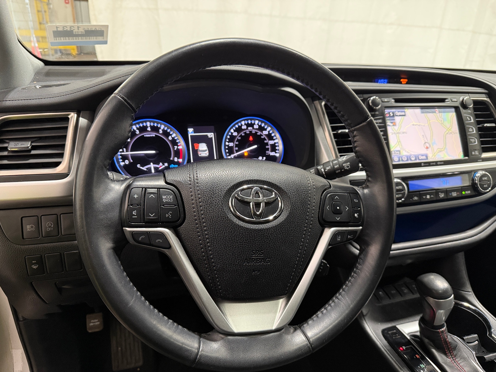 Thumbnail: 2019 Toyota Highlander - 4